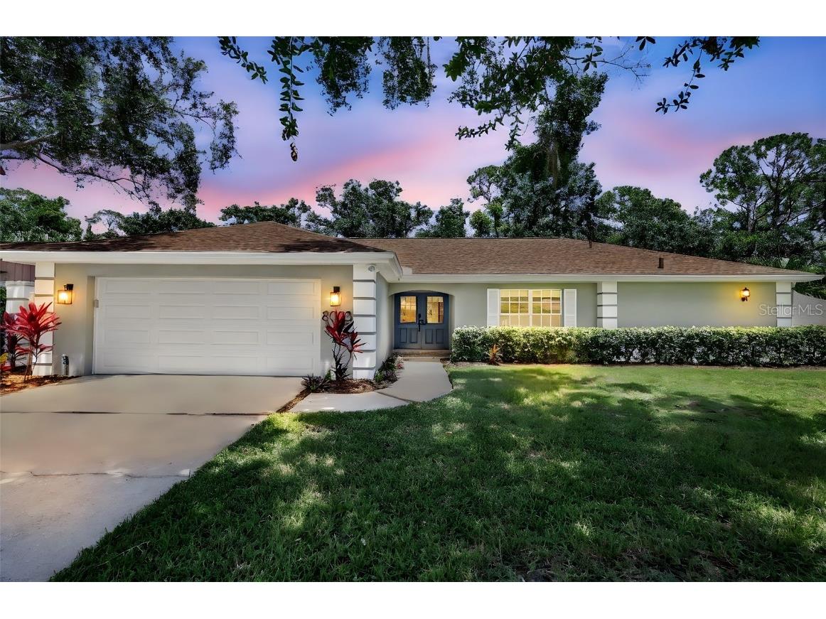 8003 Conservatory Drive Sarasota FL 34243 A4658227 image1