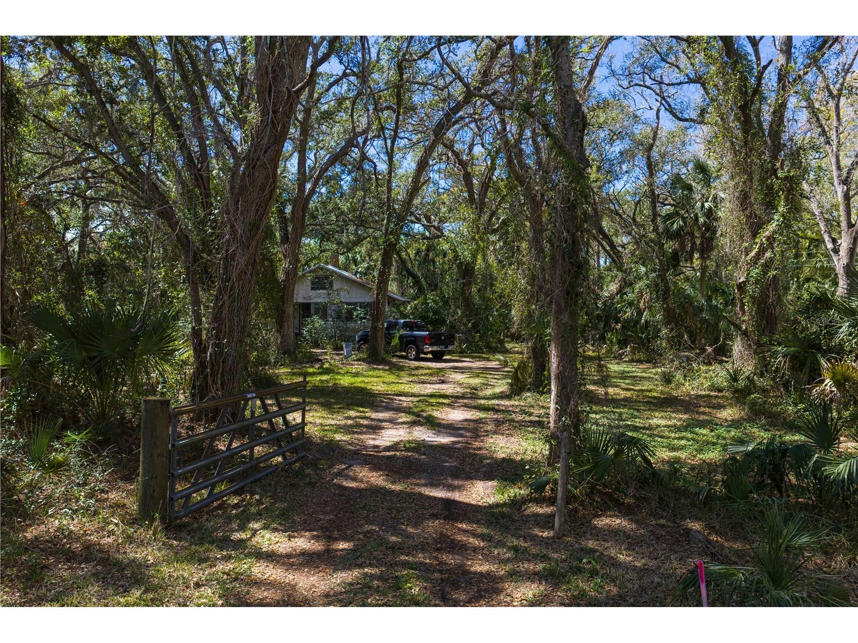8004 Bay Drive Tampa FL 33635 TB8483794 image3