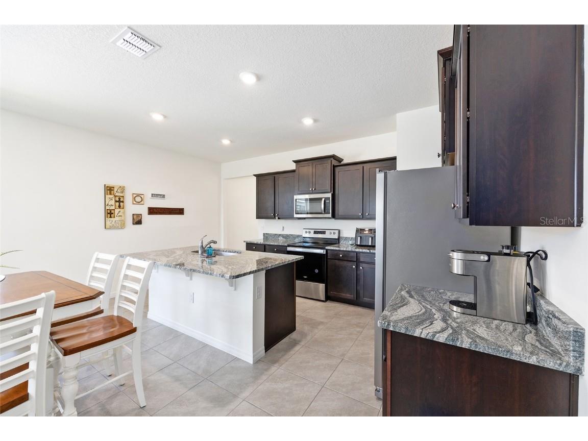 8004 Penrose Place Wildwood FL 34785 G5103647 image11