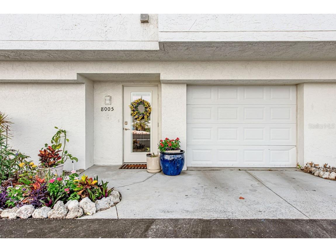 8005 Bay Pointe Drive Englewood FL 34224 - INTRACOASTAL WATERWAY D6145400 image12