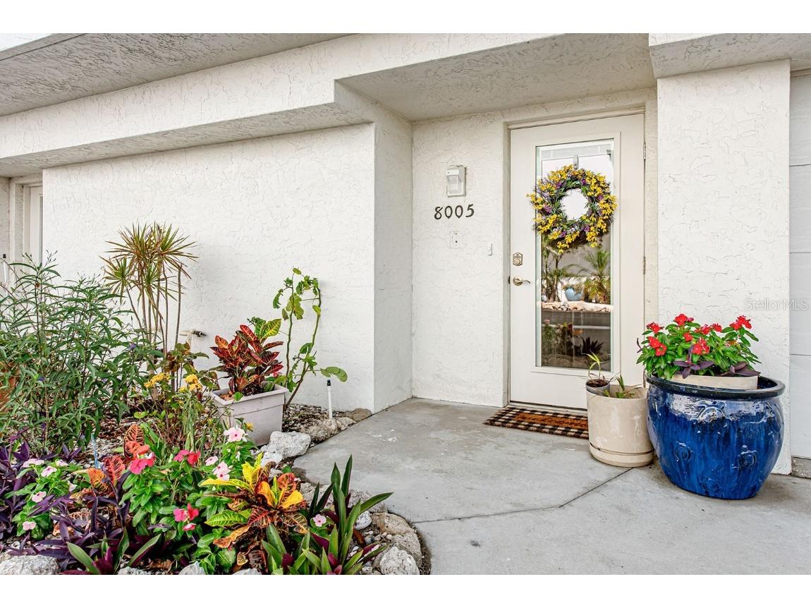 8005 Bay Pointe Drive Englewood FL 34224 - INTRACOASTAL WATERWAY D6145400 image13