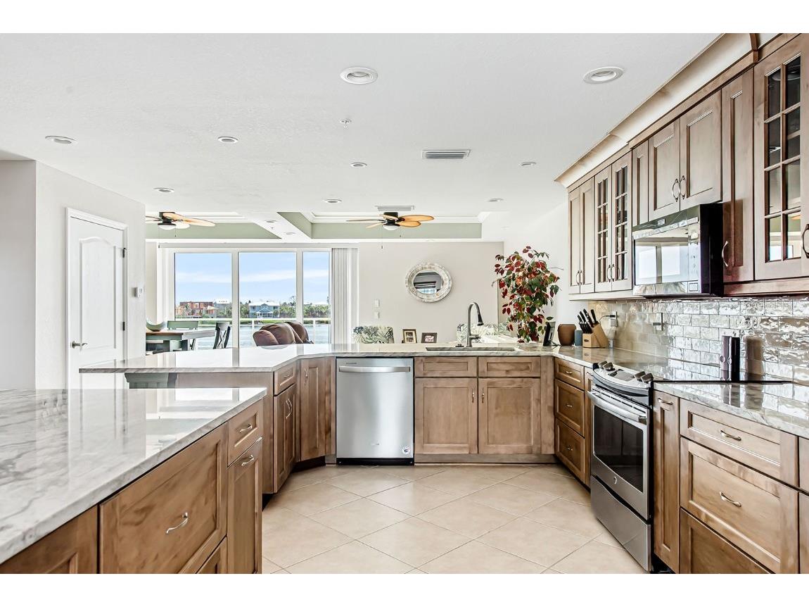 8005 Bay Pointe Drive Englewood FL 34224 - INTRACOASTAL WATERWAY D6145400 image20