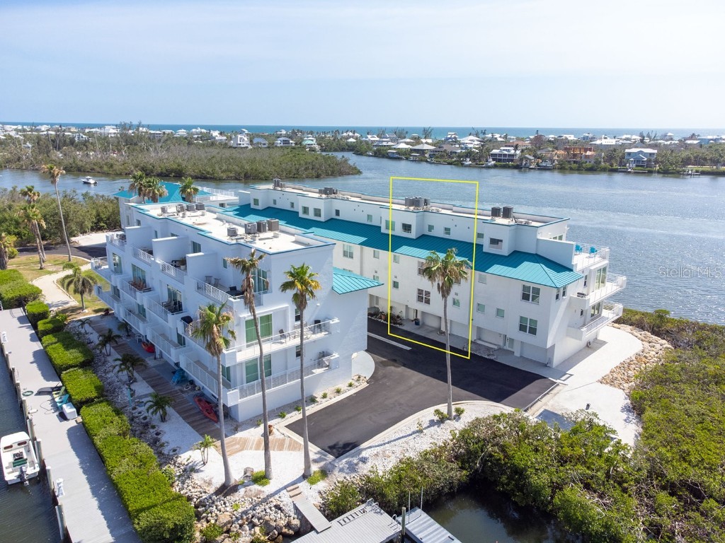 8005 Bay Pointe Drive Englewood FL 34224 - INTRACOASTAL WATERWAY D6145400 image3