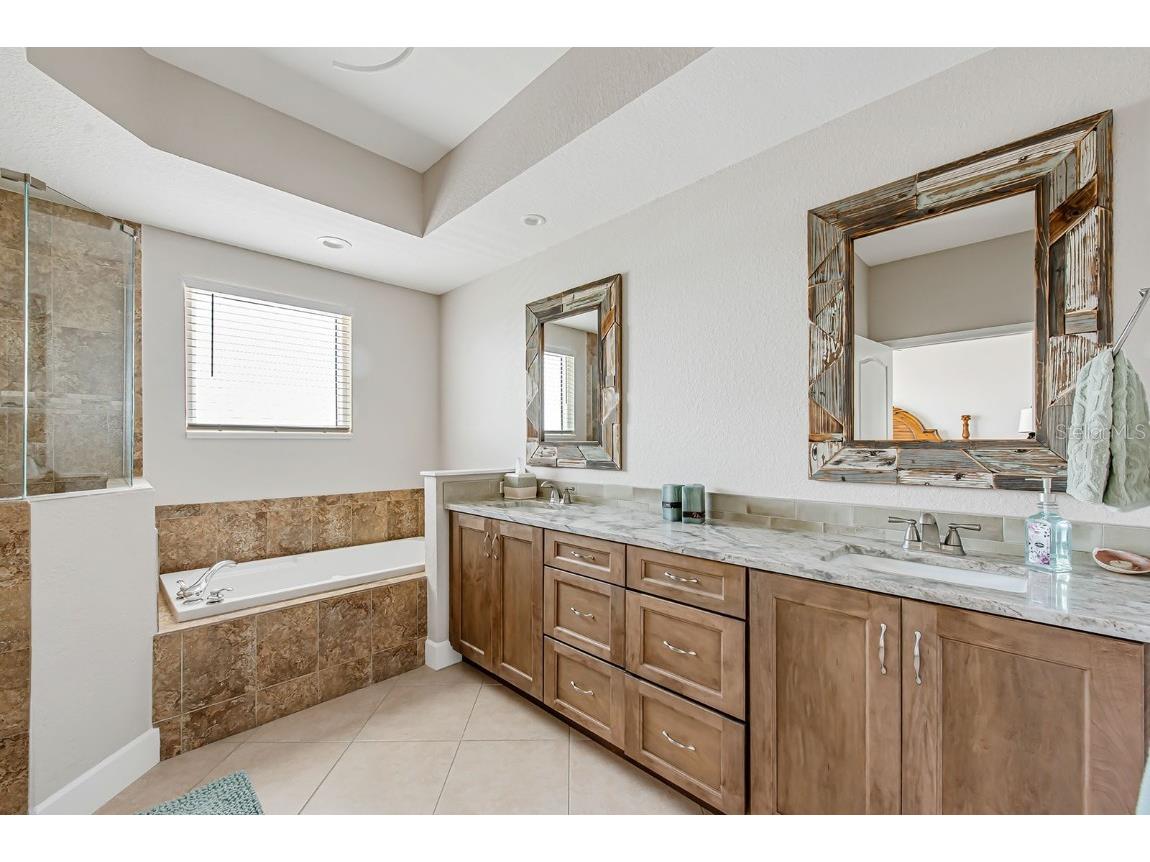 8005 Bay Pointe Drive Englewood FL 34224 - INTRACOASTAL WATERWAY D6145400 image36