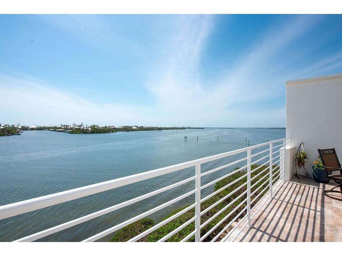 8005 Bay Pointe Drive Englewood FL 34224 - INTRACOASTAL WATERWAY D6145400 image9