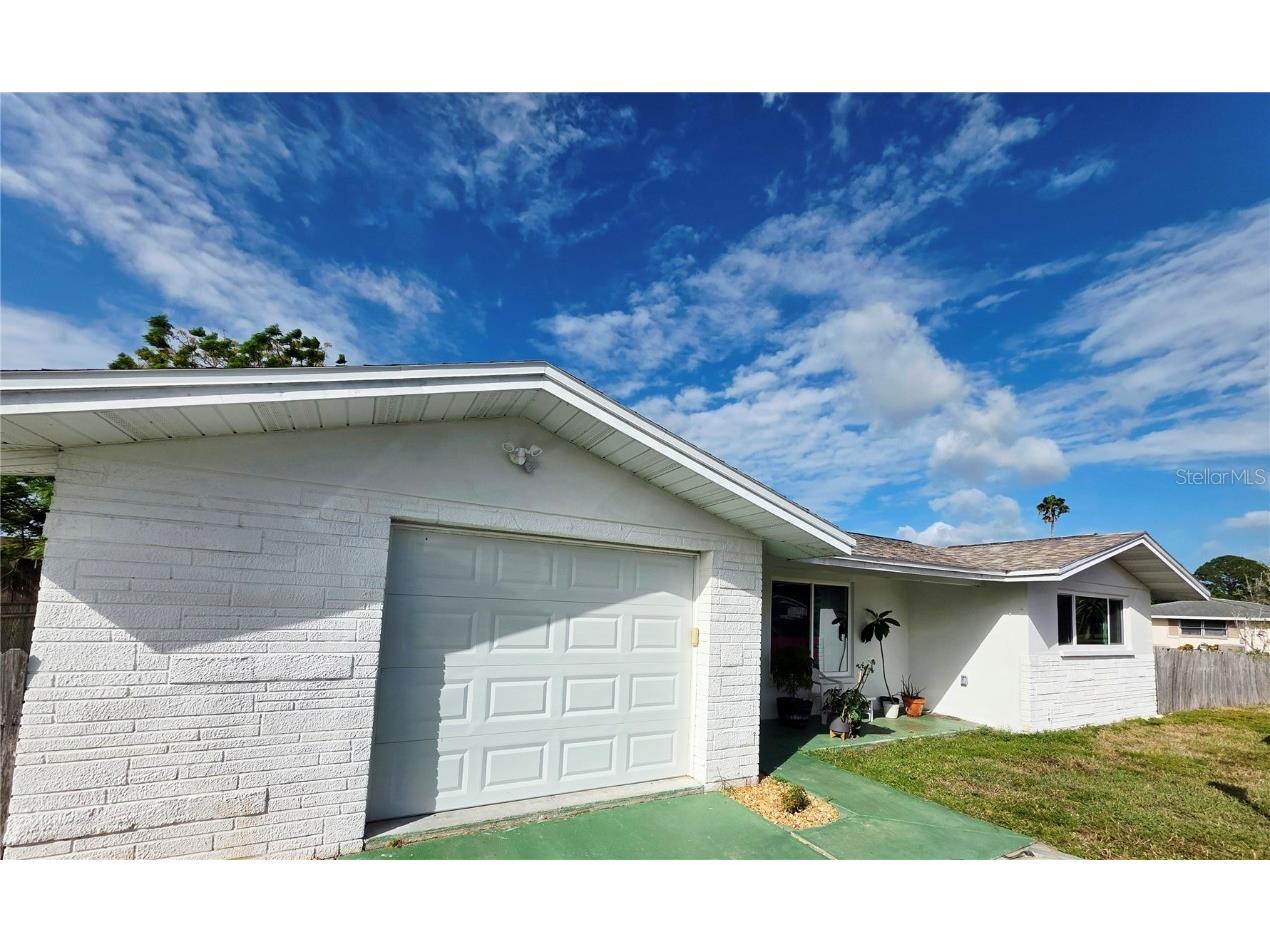 8005 Lotus Drive Port Richey FL 34668 W7879810 image1