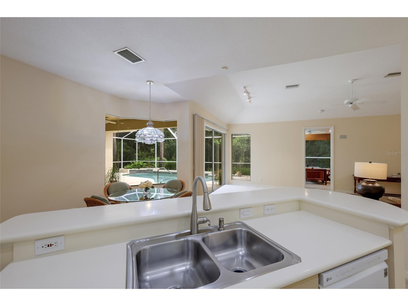 8005 Waterview Boulevard Lakewood Ranch FL 34202 A4695591 image15