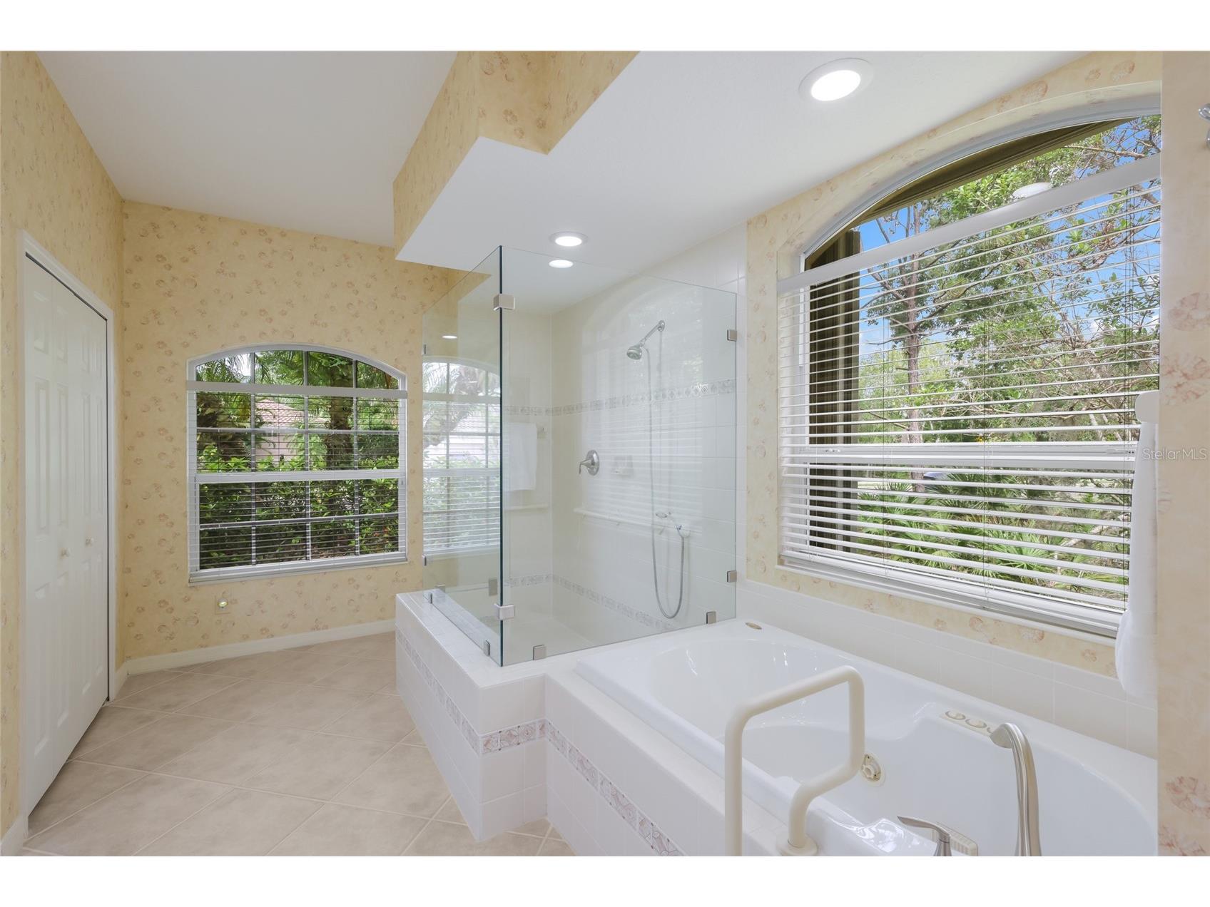 8005 Waterview Boulevard Lakewood Ranch FL 34202 A4695591 image25