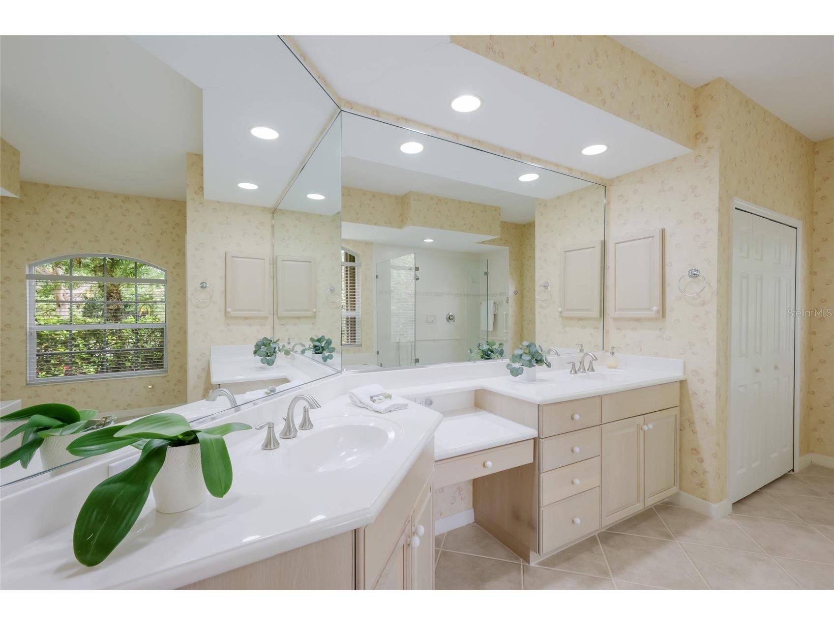 8005 Waterview Boulevard Lakewood Ranch FL 34202 A4695591 image26