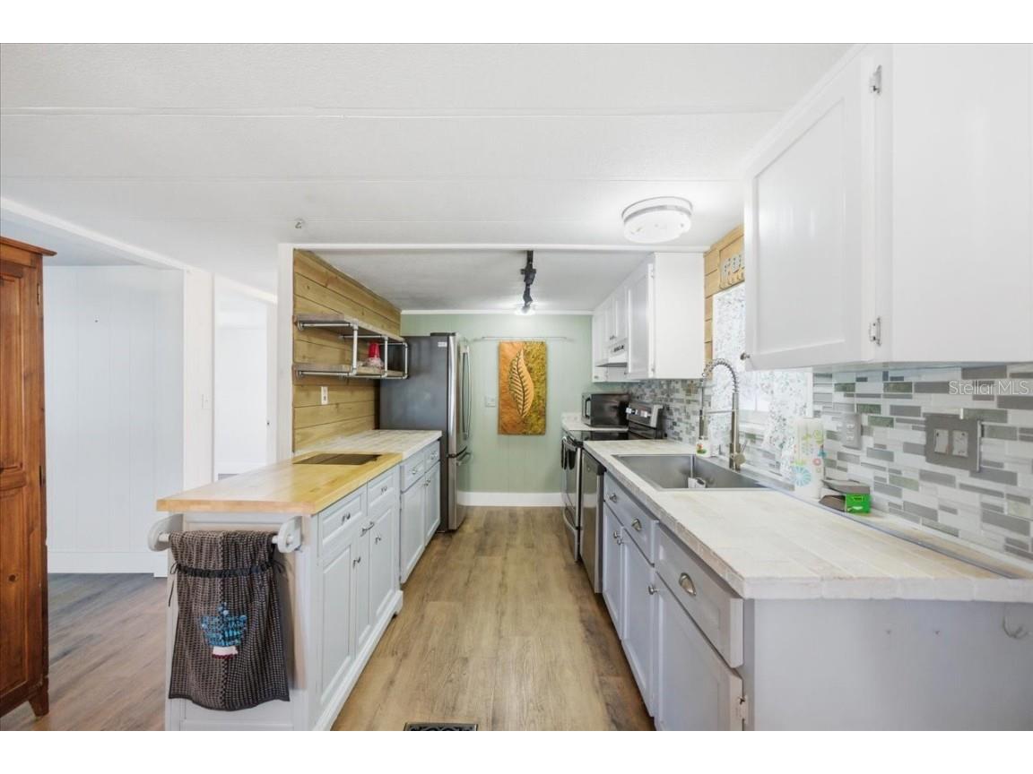 8006 Montrose Avenue Brooksville FL 34613 W7880987 image16