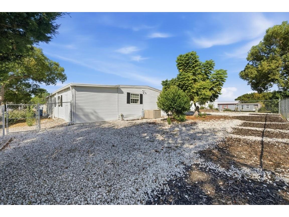 8006 Montrose Avenue Brooksville FL 34613 W7880987 image36