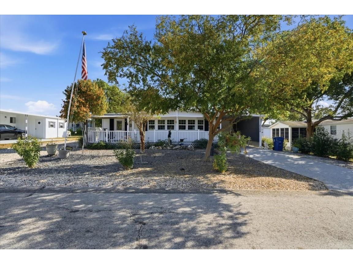 8006 Montrose Avenue Brooksville FL 34613 W7880987 image7