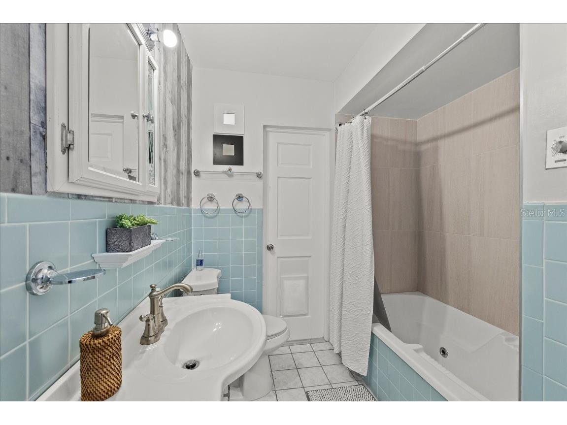 8006 N Ola Avenue Tampa FL 33604 TB8356051 image18