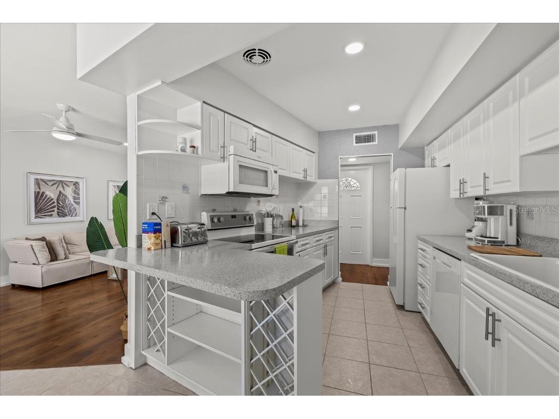 8006 N Ola Avenue Tampa FL 33604 TB8356051 image5