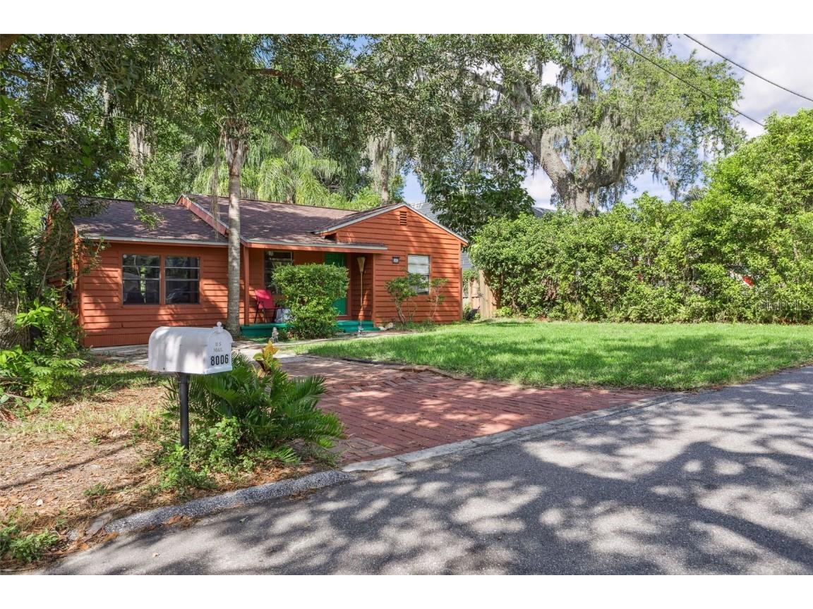 8006 N Temple Place Tampa FL 33617 TB8405465 image24