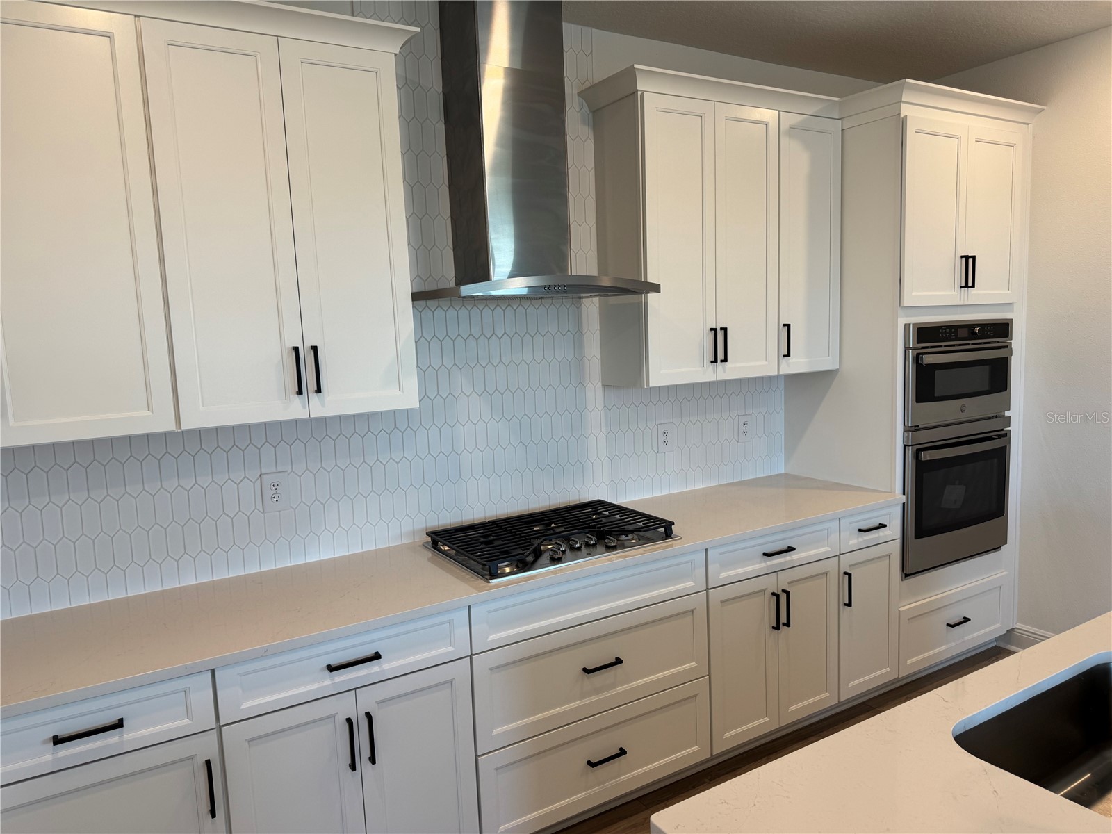 8007 Seaflower Parkway Bradenton FL 34210 A4680497 image2