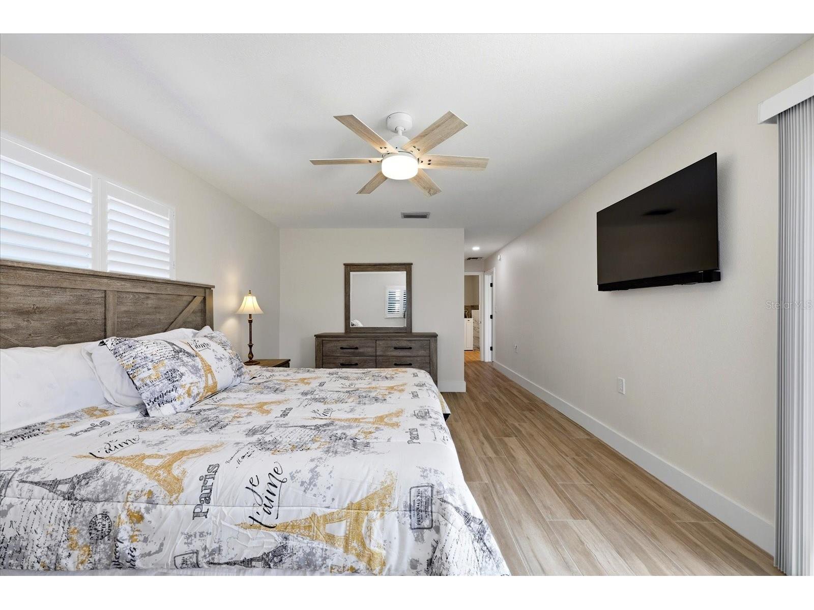 8008 13th Avenue S Saint Petersburg FL 33707 TB8508927 image17