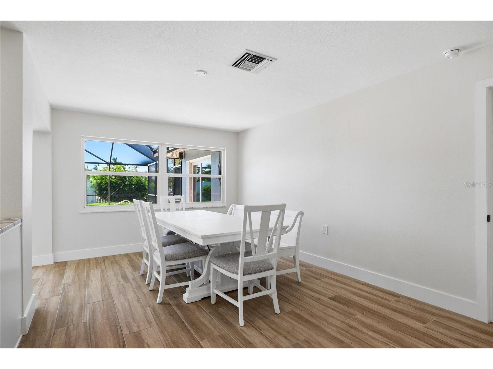 8008 13th Avenue S Saint Petersburg FL 33707 TB8508927 image40