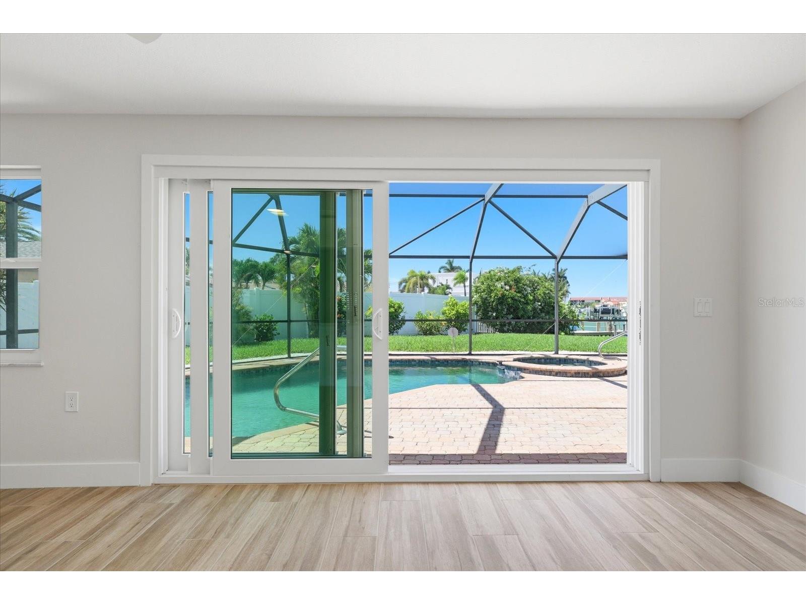 8008 13th Avenue S Saint Petersburg FL 33707 TB8508927 image42