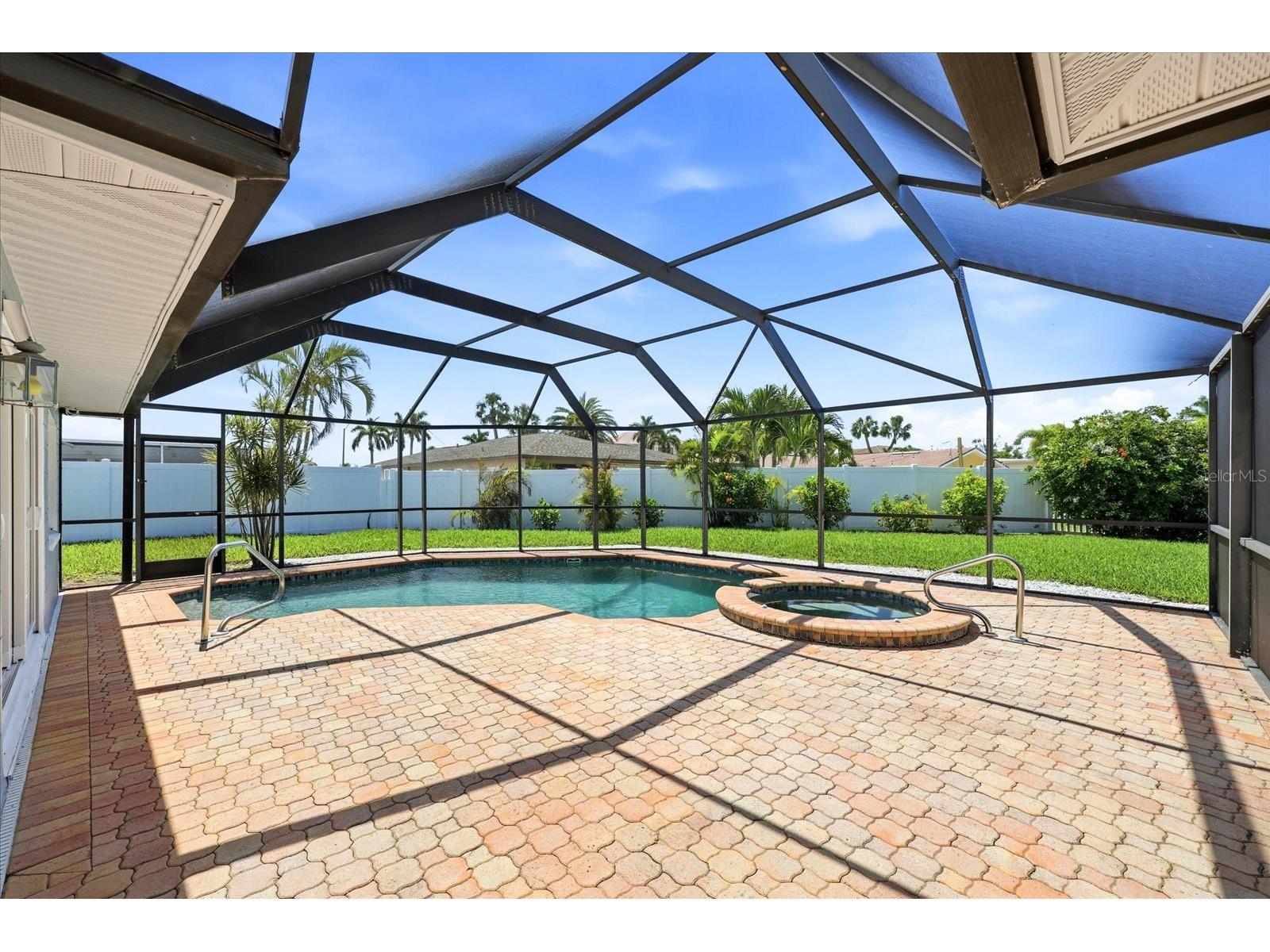 8008 13th Avenue S Saint Petersburg FL 33707 TB8508927 image43