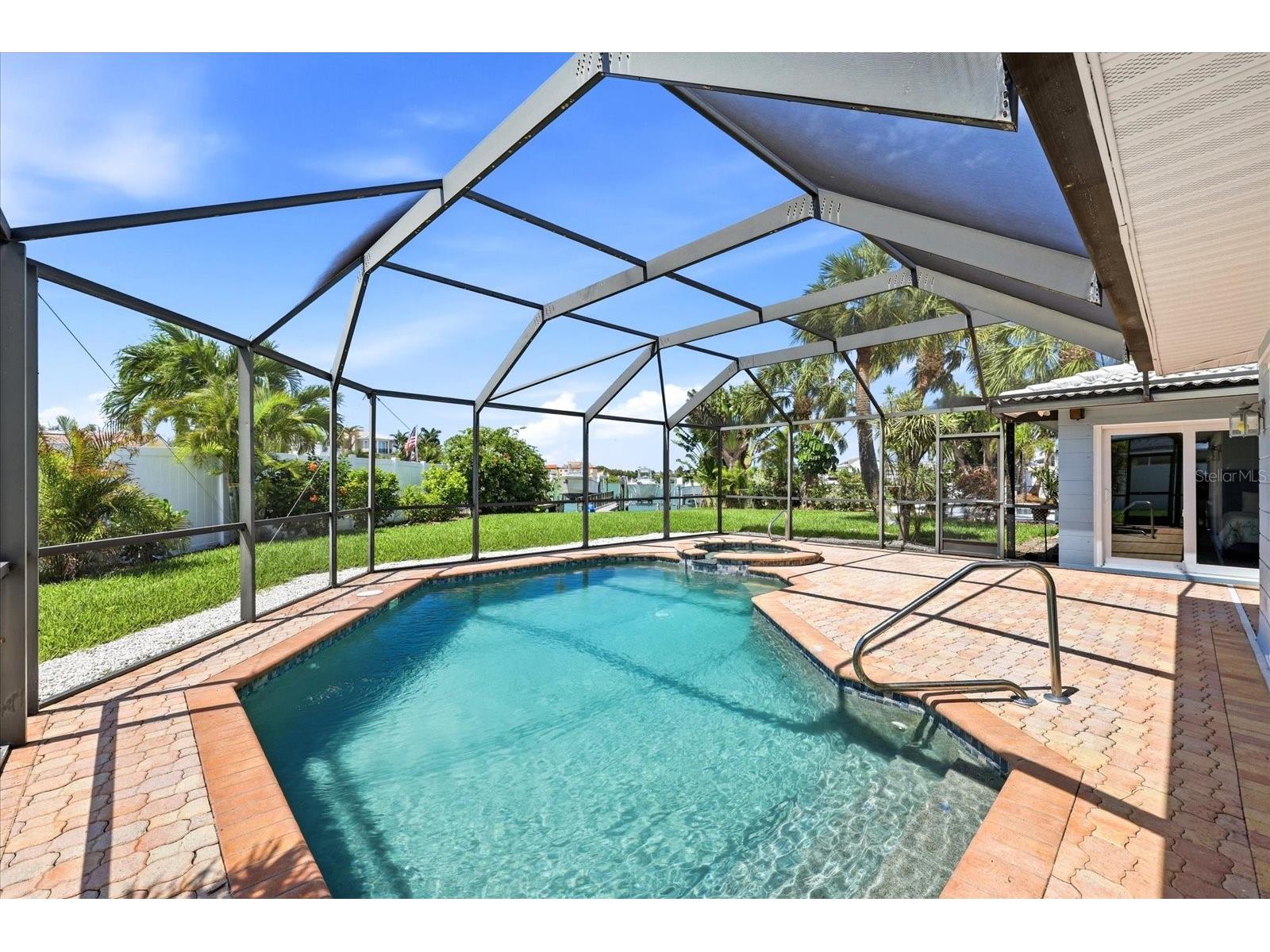8008 13th Avenue S Saint Petersburg FL 33707 TB8508927 image45