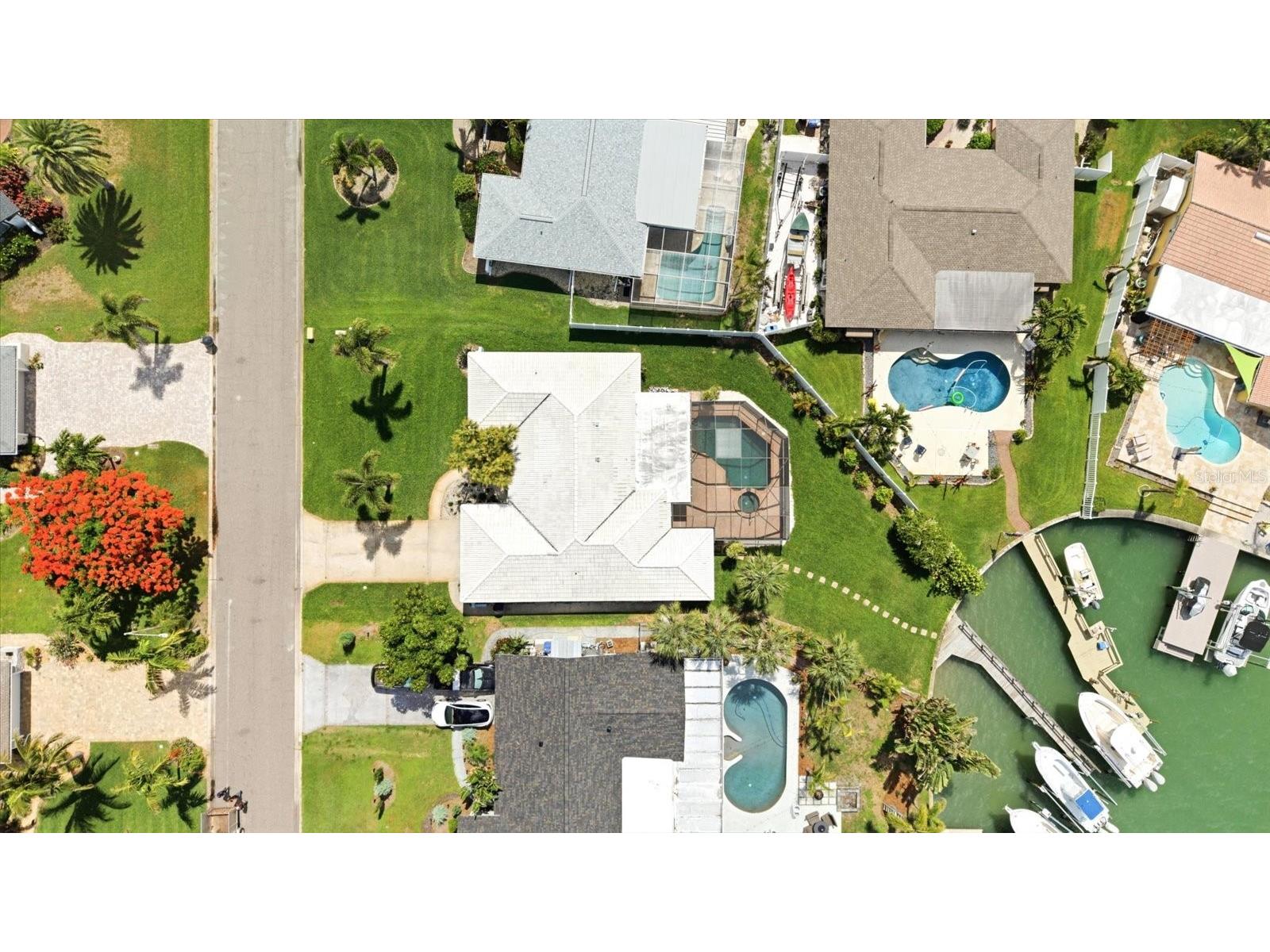 8008 13th Avenue S Saint Petersburg FL 33707 TB8508927 image47