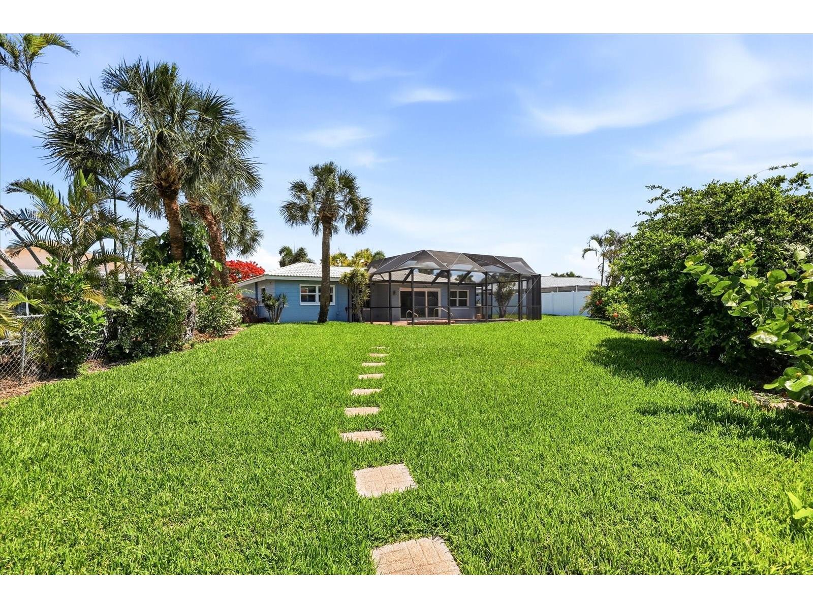 8008 13th Avenue S Saint Petersburg FL 33707 TB8508927 image50