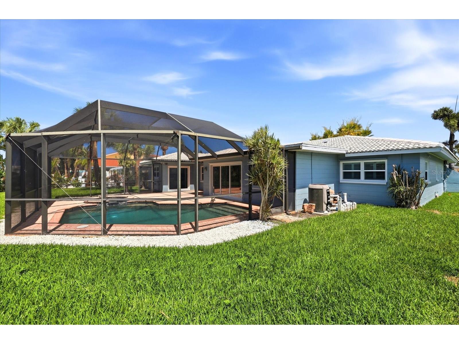 8008 13th Avenue S Saint Petersburg FL 33707 TB8508927 image52