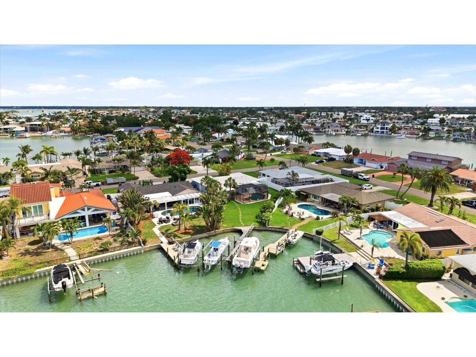 8008 13th Avenue S Saint Petersburg FL 33707 TB8508927 image57