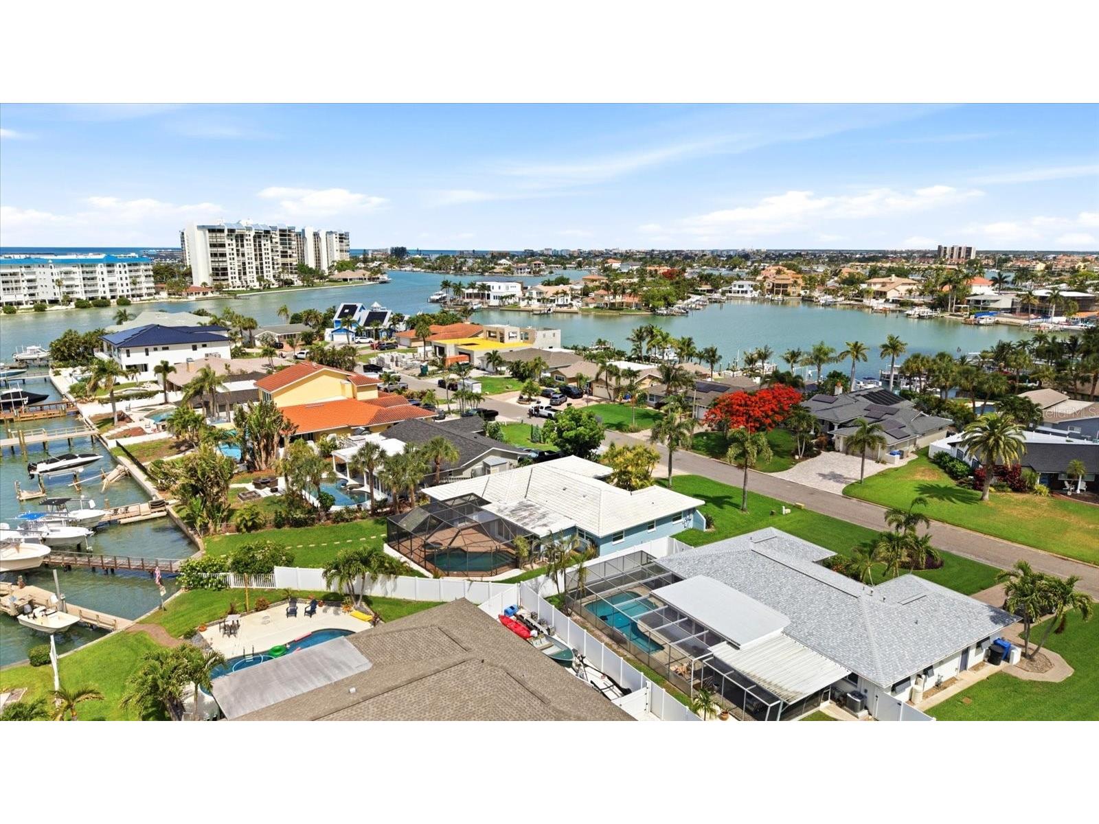 8008 13th Avenue S Saint Petersburg FL 33707 TB8508927 image58