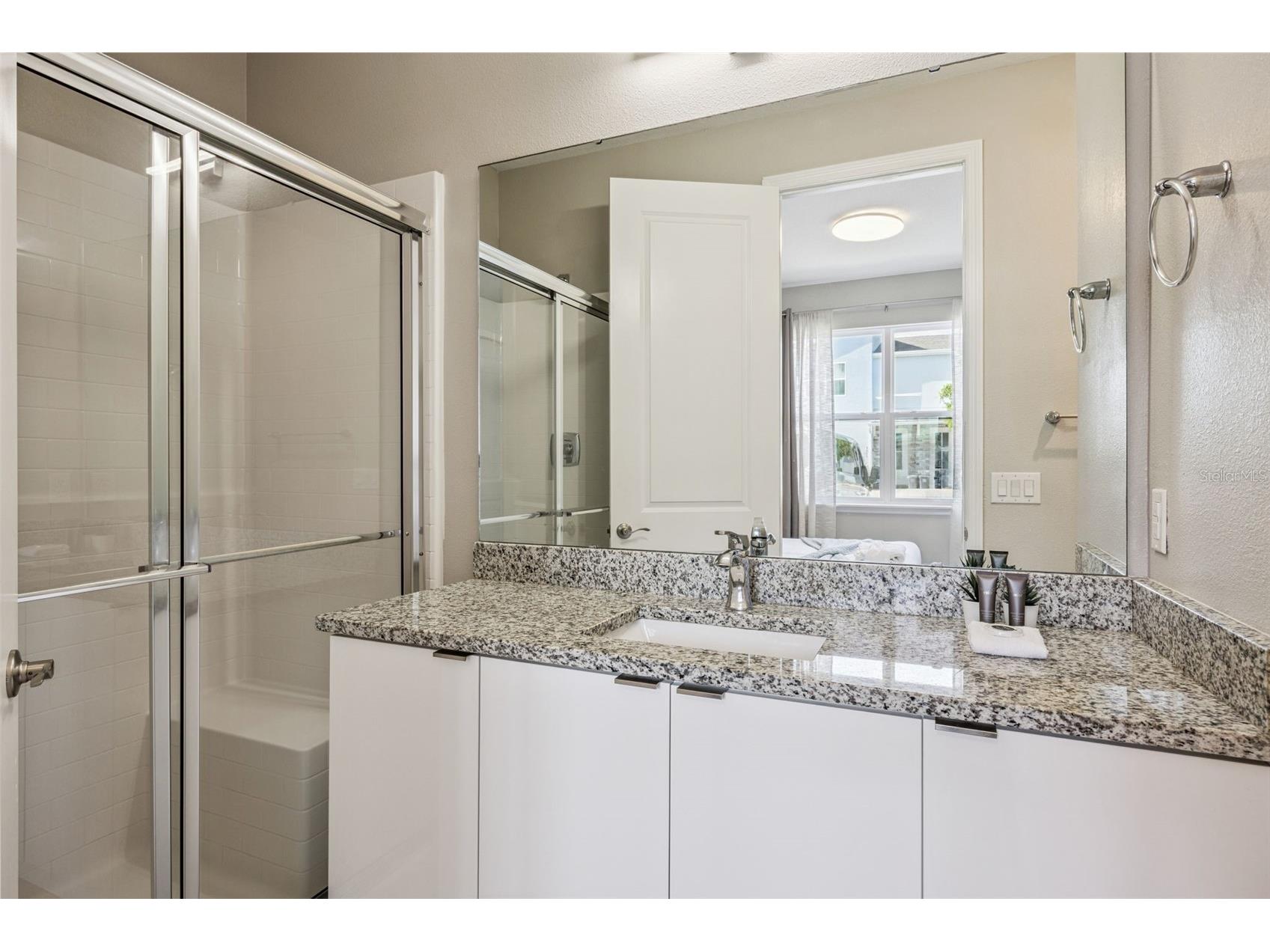 8008 Formosa Valley Place Kissimmee FL 34747 O6397667 image24