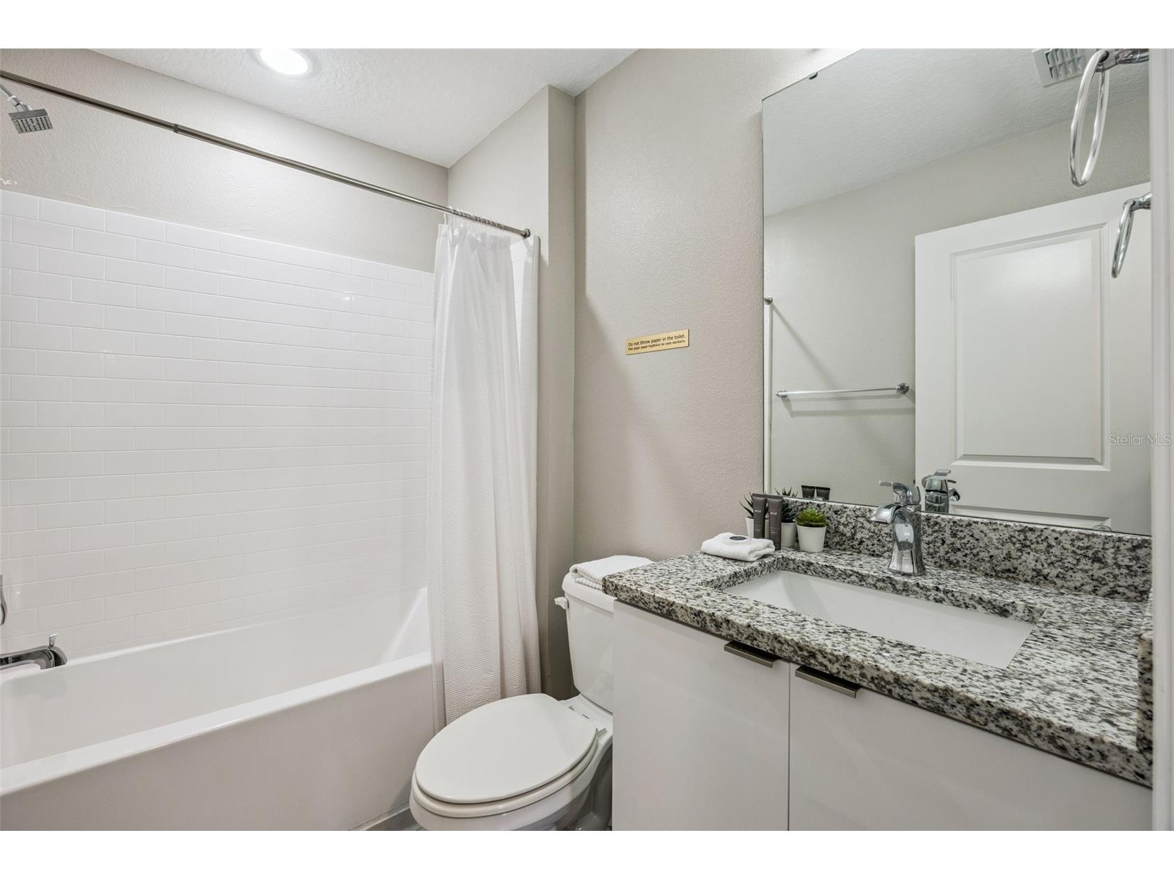 8008 Formosa Valley Place Kissimmee FL 34747 O6397667 image26
