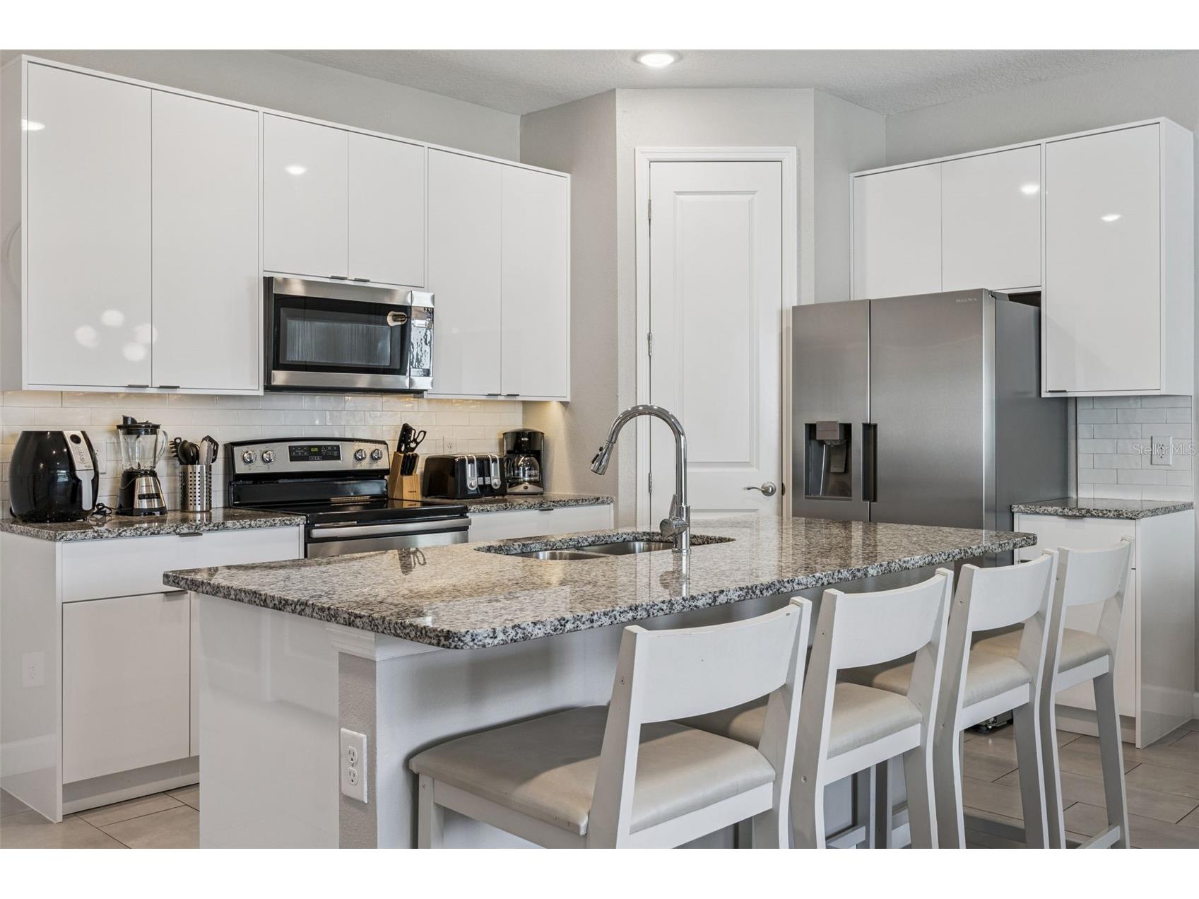 8008 Formosa Valley Place Kissimmee FL 34747 O6397667 image9