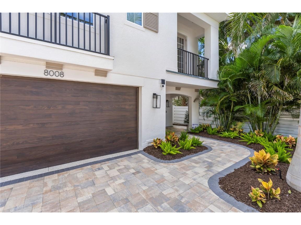 8008 Midnight Pass Road Sarasota FL 34242 - HERON LAGOON A4672889 image47