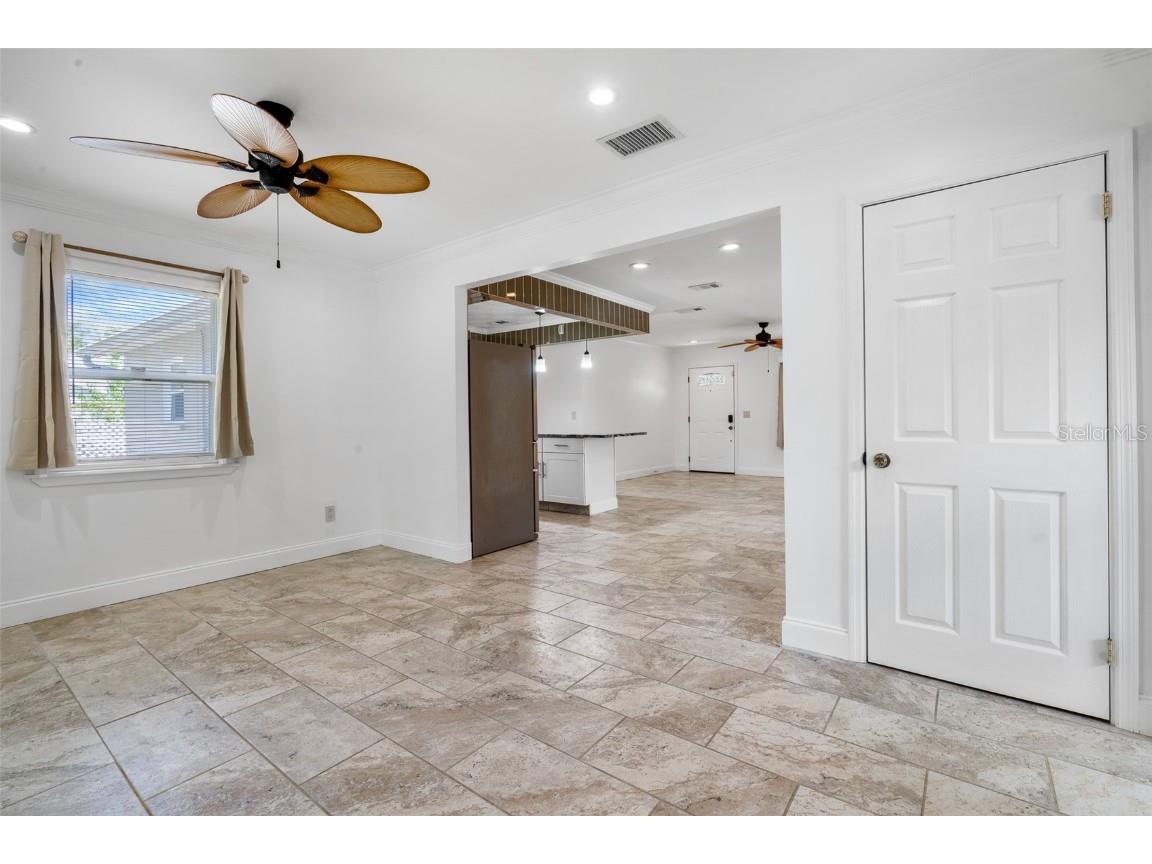 8008 N Gomez Avenue Tampa FL 33614 TB8435359 image12