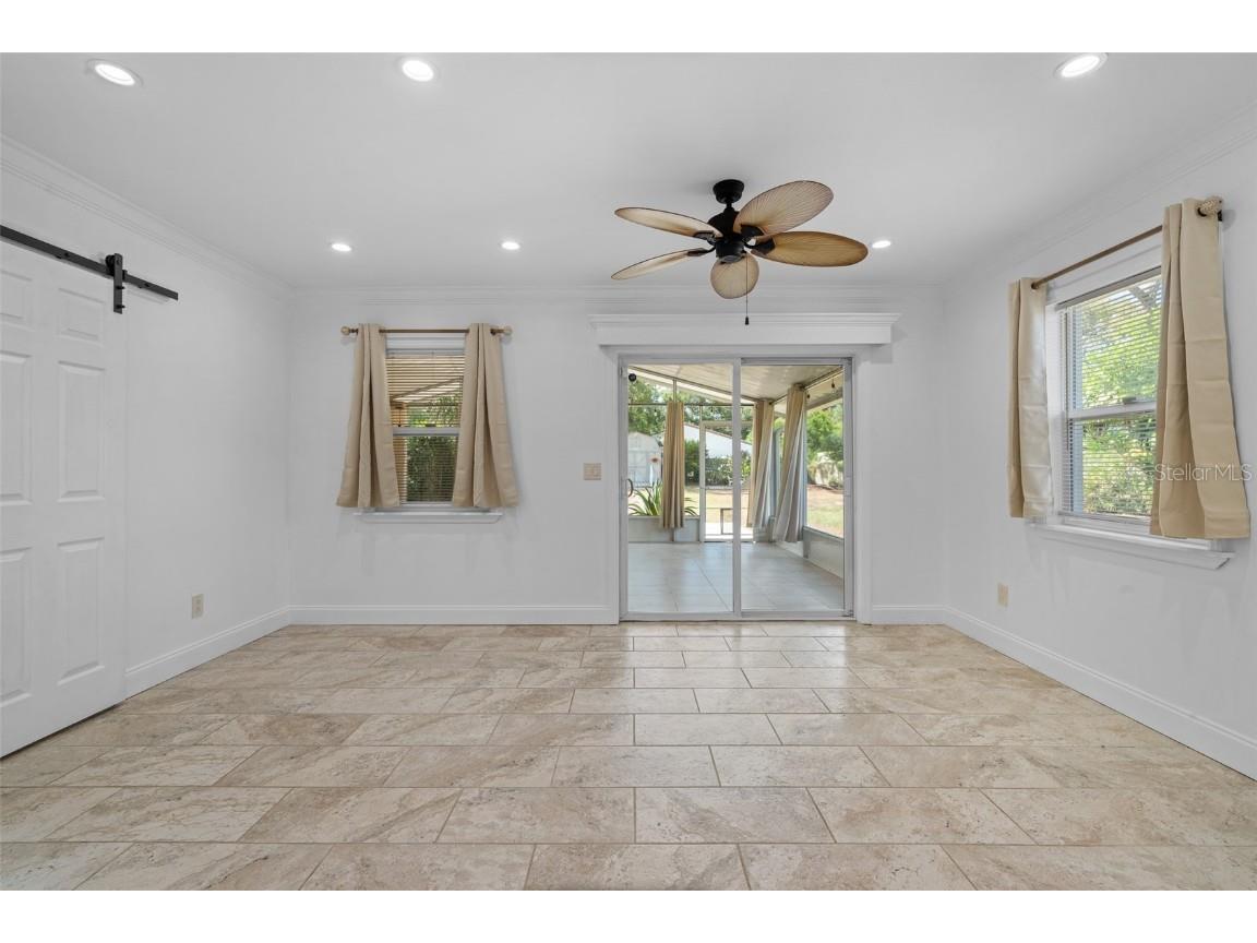 8008 N Gomez Avenue Tampa FL 33614 TB8435359 image13