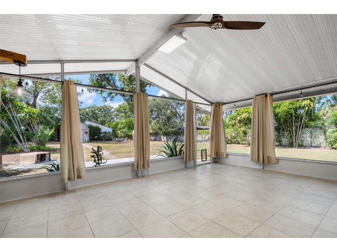 8008 N Gomez Avenue Tampa FL 33614 TB8435359 image31