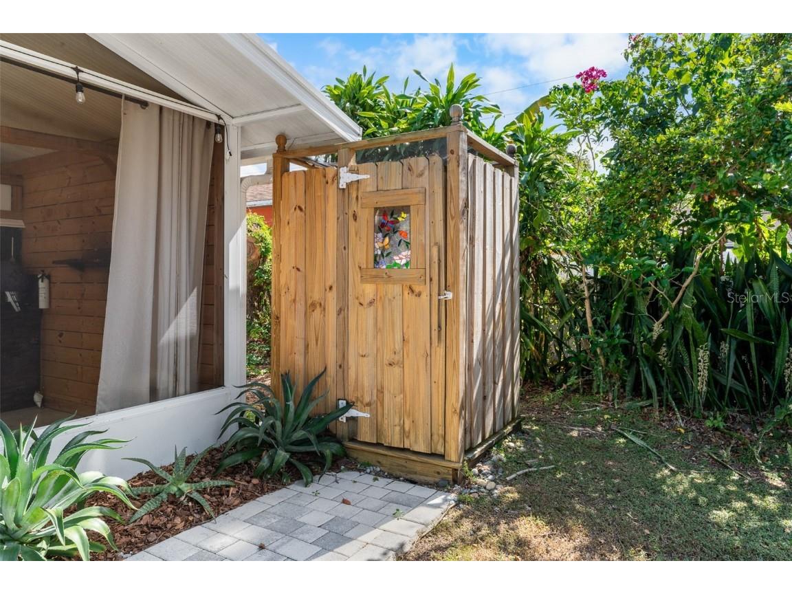 8008 N Gomez Avenue Tampa FL 33614 TB8435359 image34