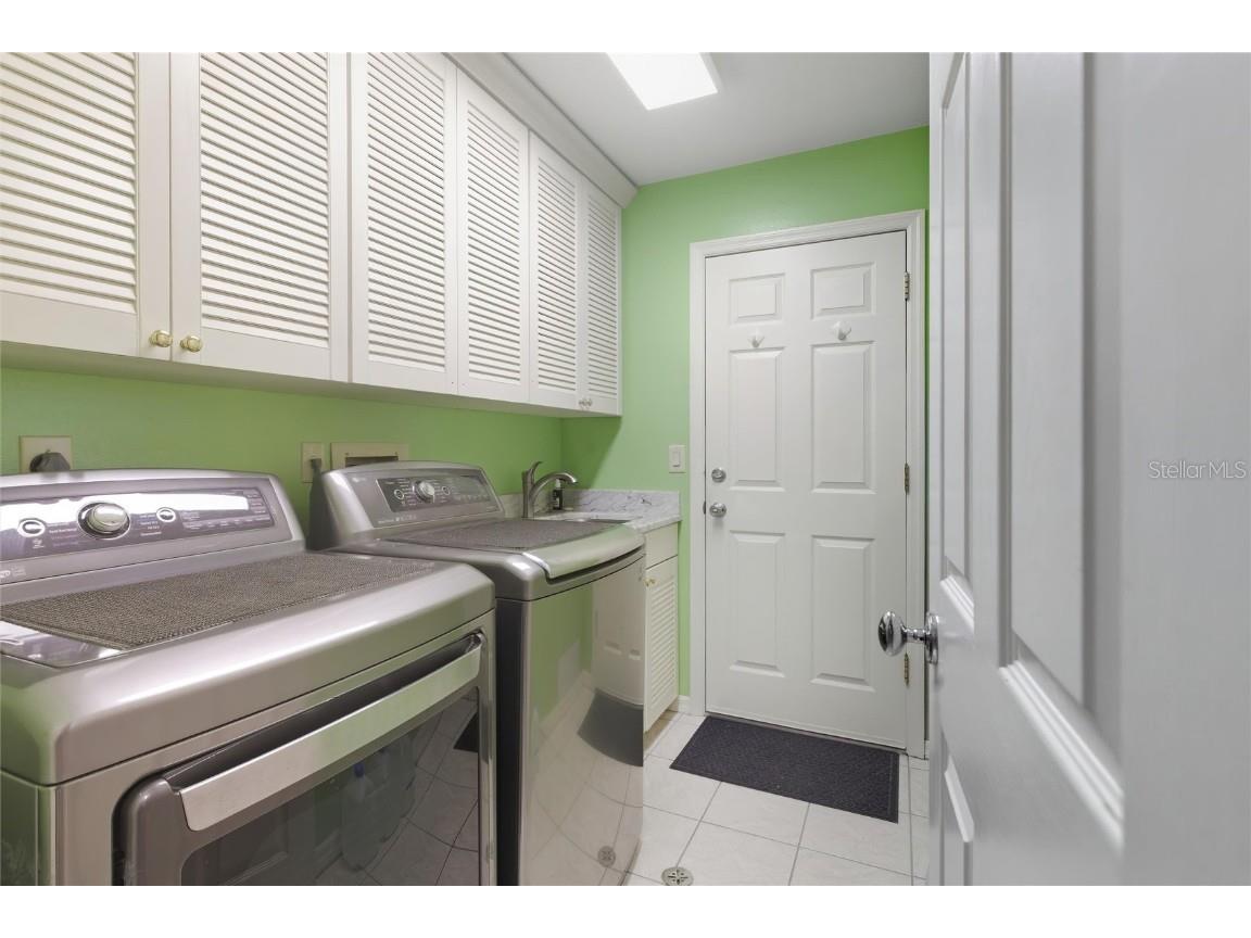 8009 Bobcat Circle Sarasota FL 34238 A4665567 image33