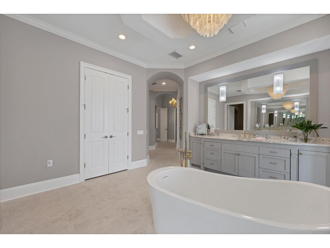 8009 Bounty Lane Bradenton FL 34202 A4663859 image36