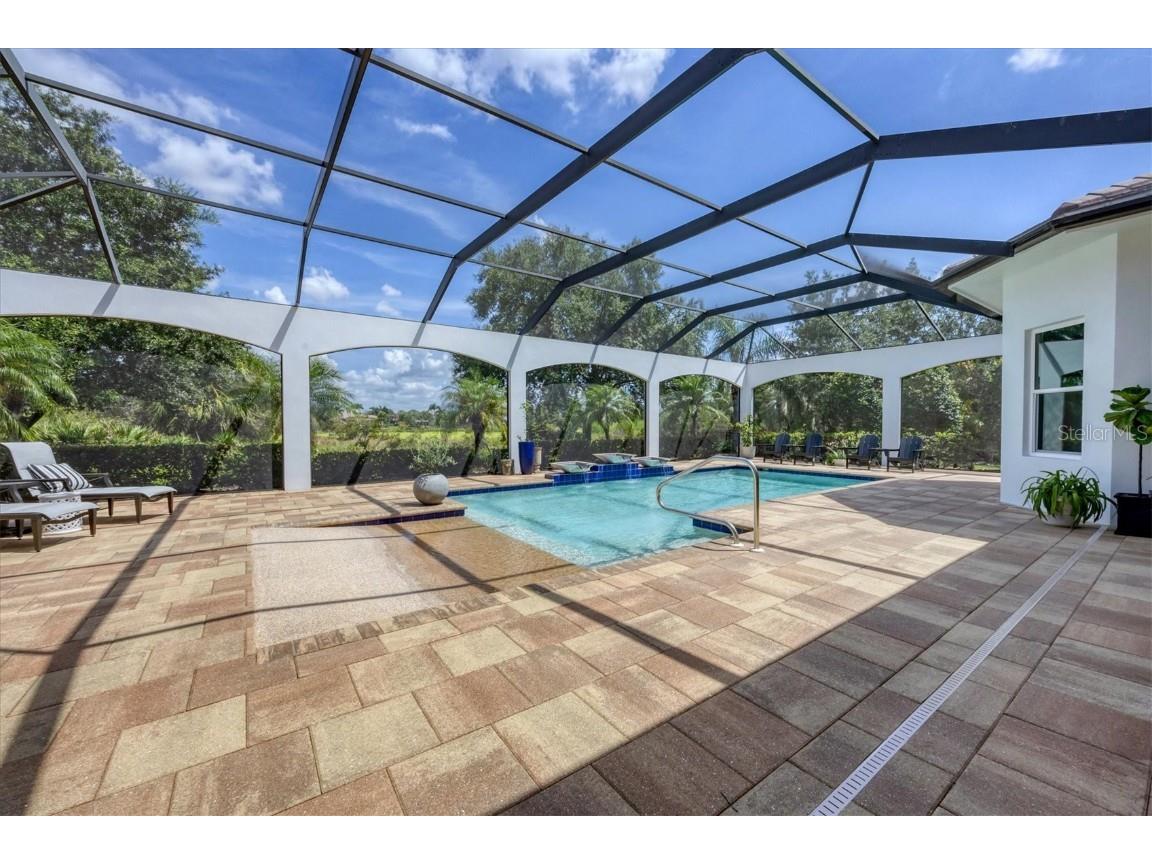 8009 Bounty Lane Bradenton FL 34202 A4663859 image53