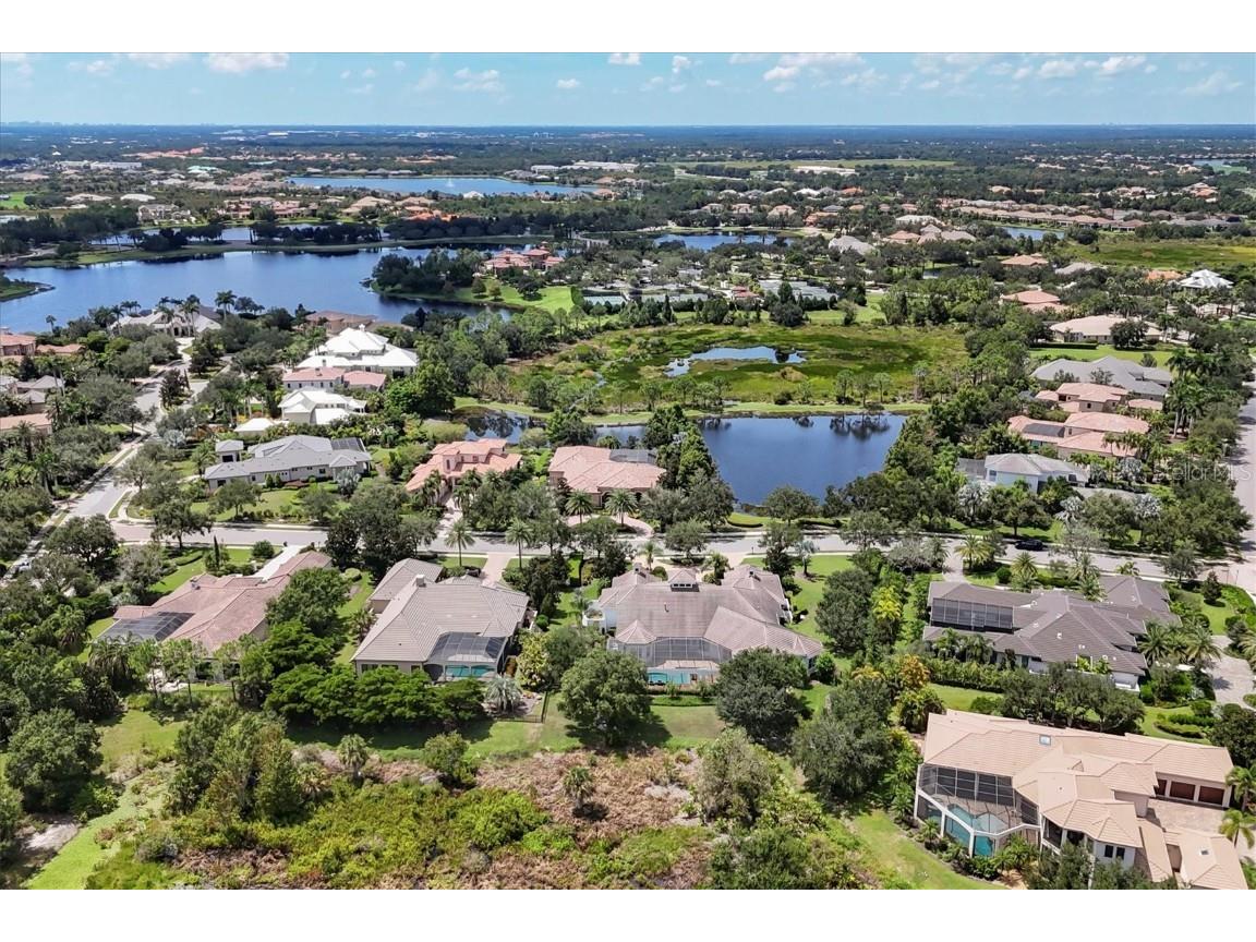 8009 Bounty Lane Bradenton FL 34202 A4663859 image63