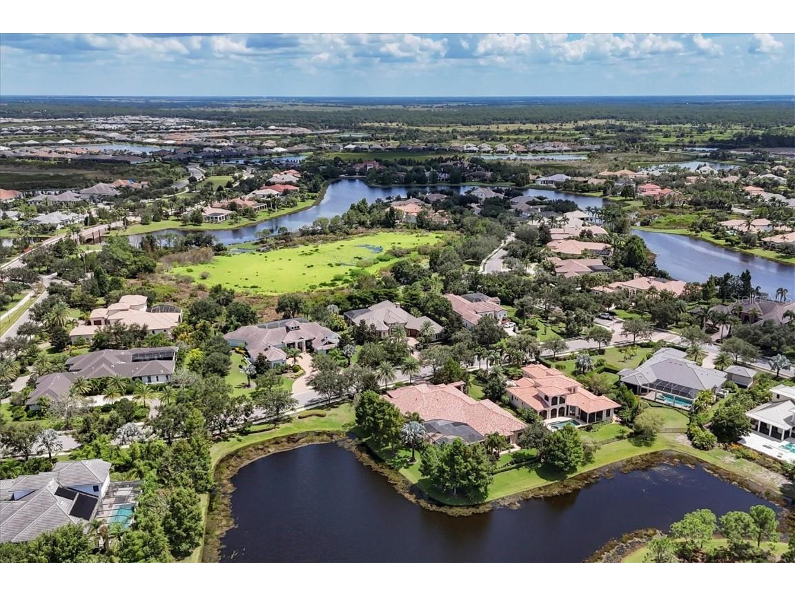 8009 Bounty Lane Bradenton FL 34202 A4663859 image65