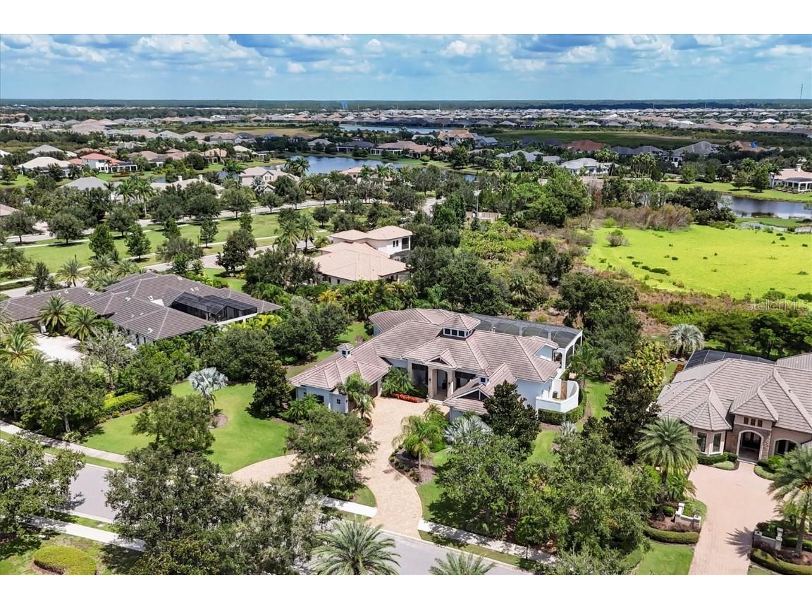 8009 Bounty Lane Bradenton FL 34202 A4663859 image68