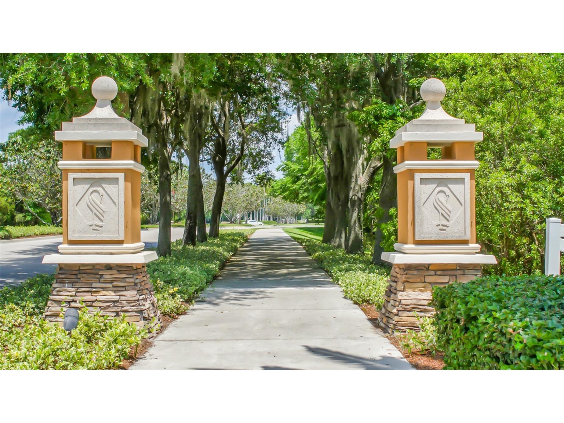 8009 Royal Birkdale Circle Lakewood Ranch FL 34202 A4691746 image82