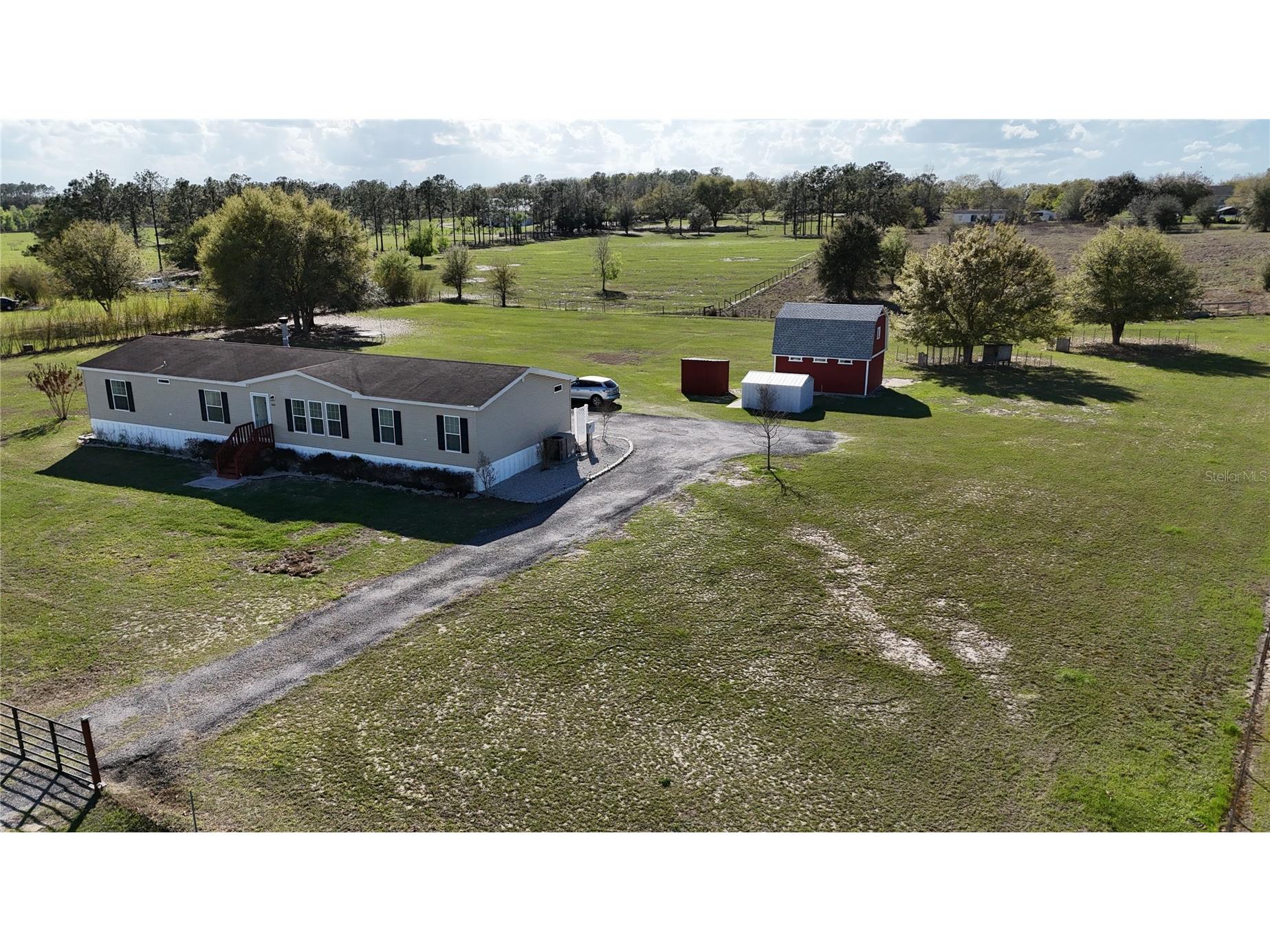 8009 Sergeant Pepper Dr Howey In The Hills FL 34737 - Blue Spring Lake G5108930 image49