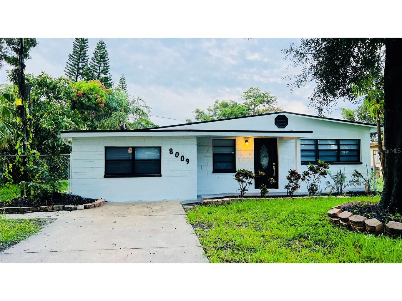 8009 Somerset Lane Tampa FL 33615 TB8392420 image1