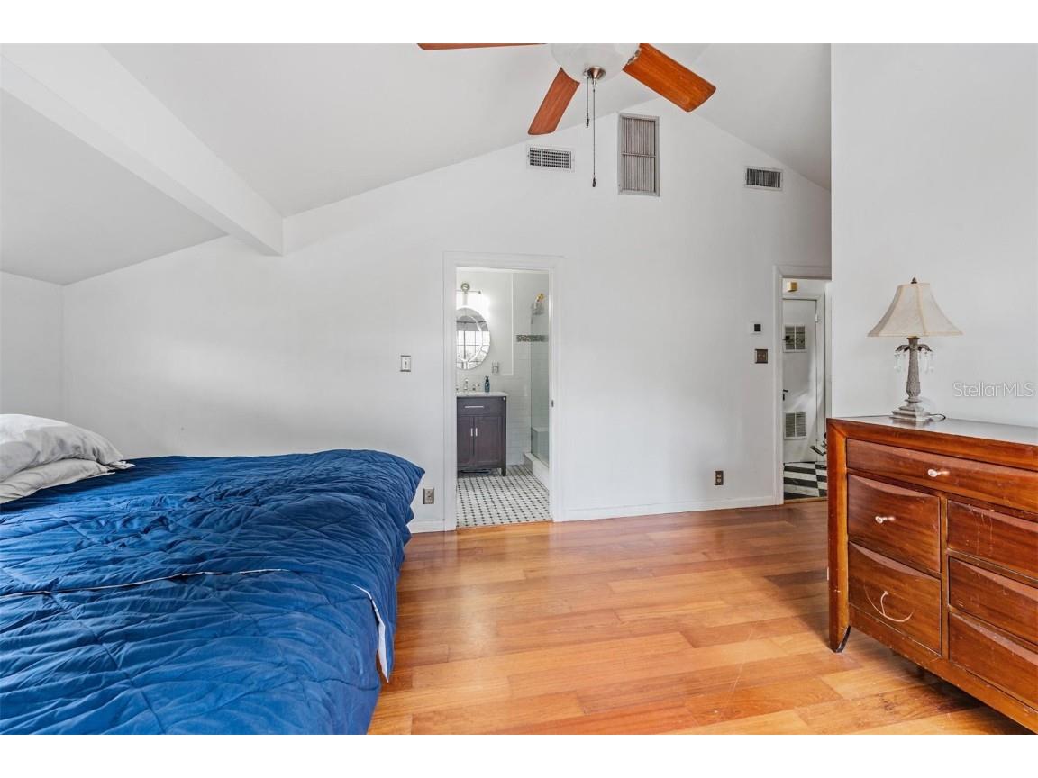 801 22nd Street N Saint Petersburg FL 33713 TB8427343 image15