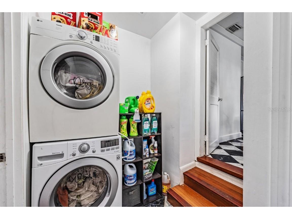 801 22nd Street N Saint Petersburg FL 33713 TB8427343 image22