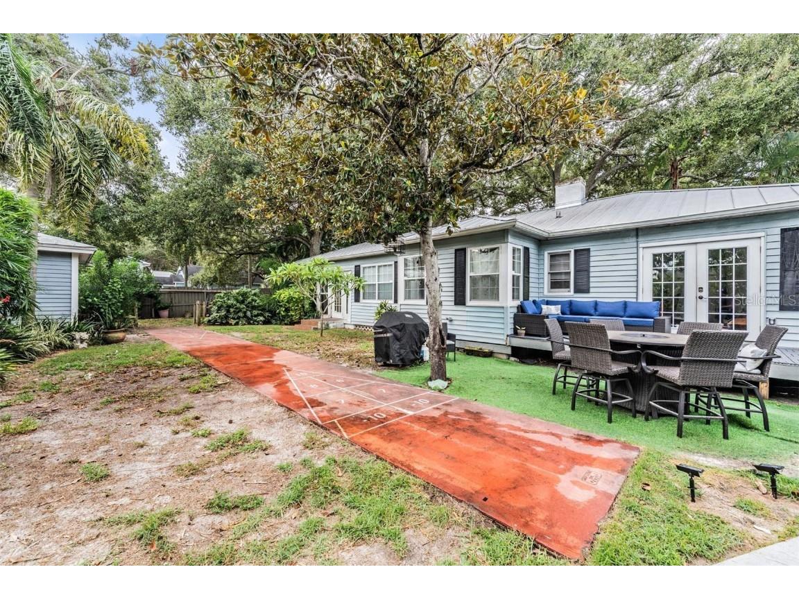 801 22nd Street N Saint Petersburg FL 33713 TB8427343 image24